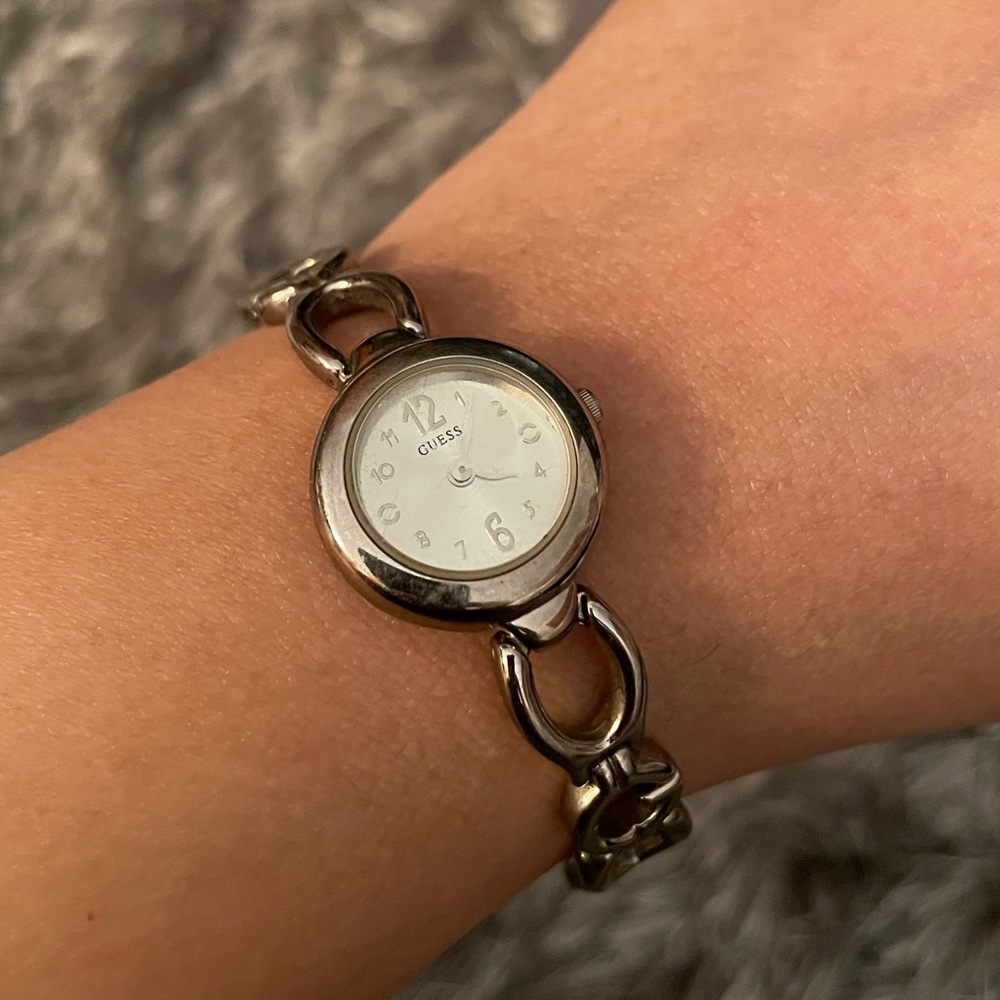 Vintage GUESS Watch (Battery Replacement Needed)